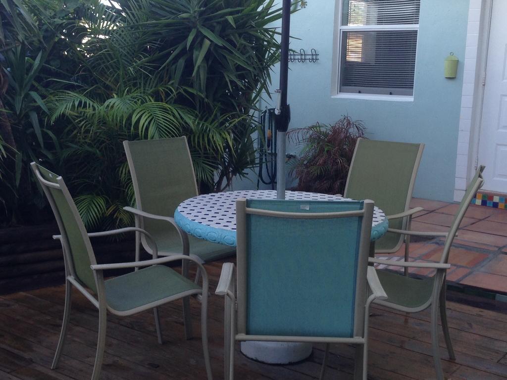 Angelfish Inn Hollywood Extérieur photo