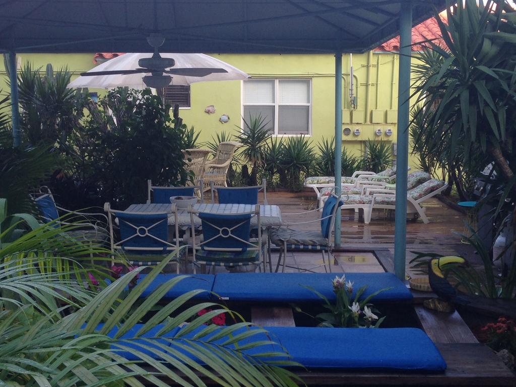 Angelfish Inn Hollywood Extérieur photo