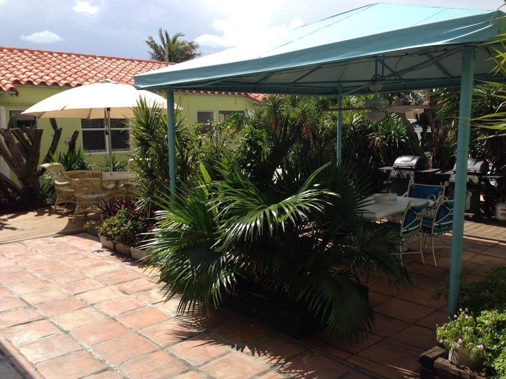 Angelfish Inn Hollywood Extérieur photo